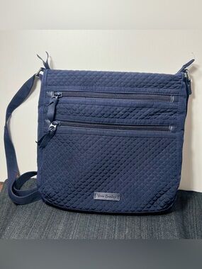 Vera Bradley Quilted Triple Zipped Navy Crossbody Messenger